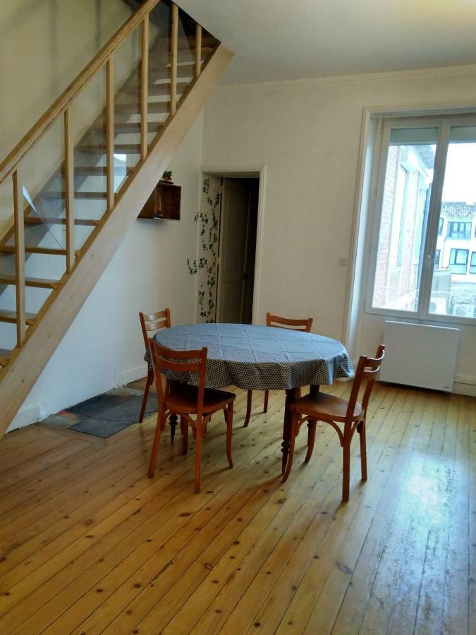 Appartement Au Calme Centre Ville A 2 Pas Du Vieux Marche La Rochelle  Eksteriør bilde