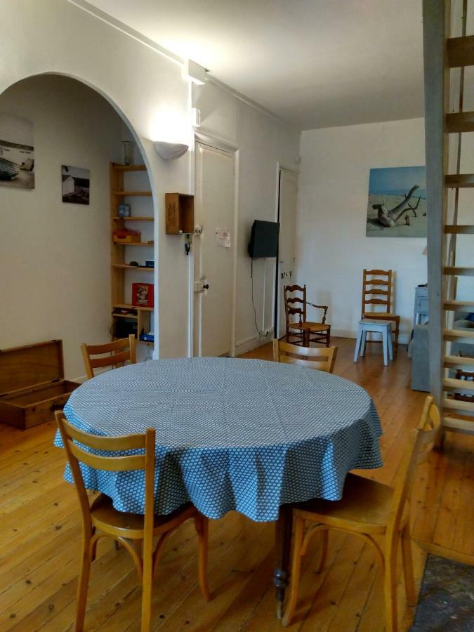 Appartement Au Calme Centre Ville A 2 Pas Du Vieux Marche La Rochelle  Eksteriør bilde