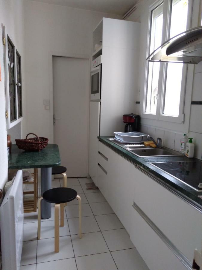 Appartement Au Calme Centre Ville A 2 Pas Du Vieux Marche La Rochelle  Eksteriør bilde