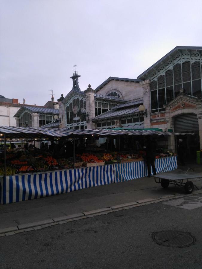 Appartement Au Calme Centre Ville A 2 Pas Du Vieux Marche La Rochelle  Eksteriør bilde