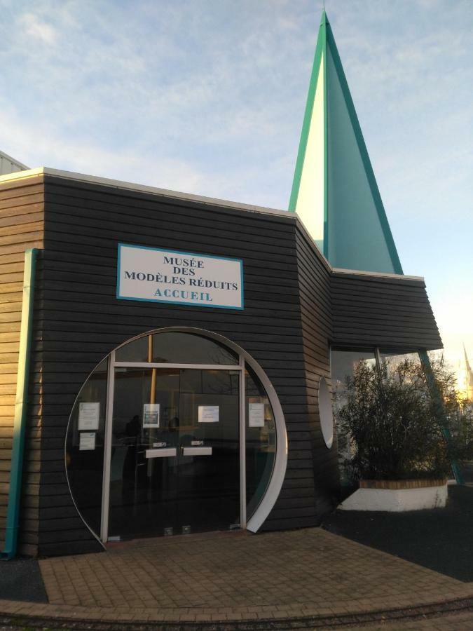 Appartement Au Calme Centre Ville A 2 Pas Du Vieux Marche La Rochelle  Eksteriør bilde